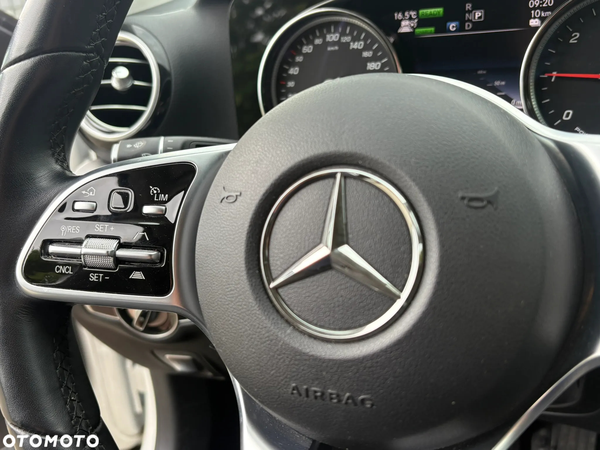Mercedes-Benz Klasa E 300de T 9G-TRONIC Edition AVANTGARDE - 26