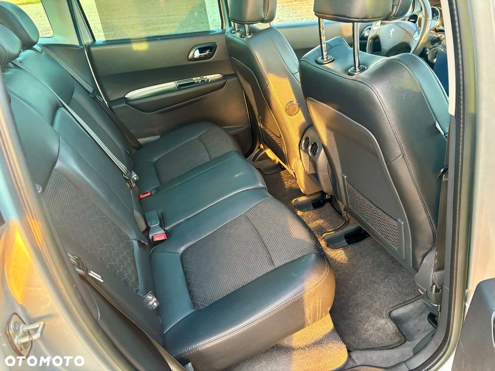 Peugeot 3008 HDi FAP 115 Allure - 14