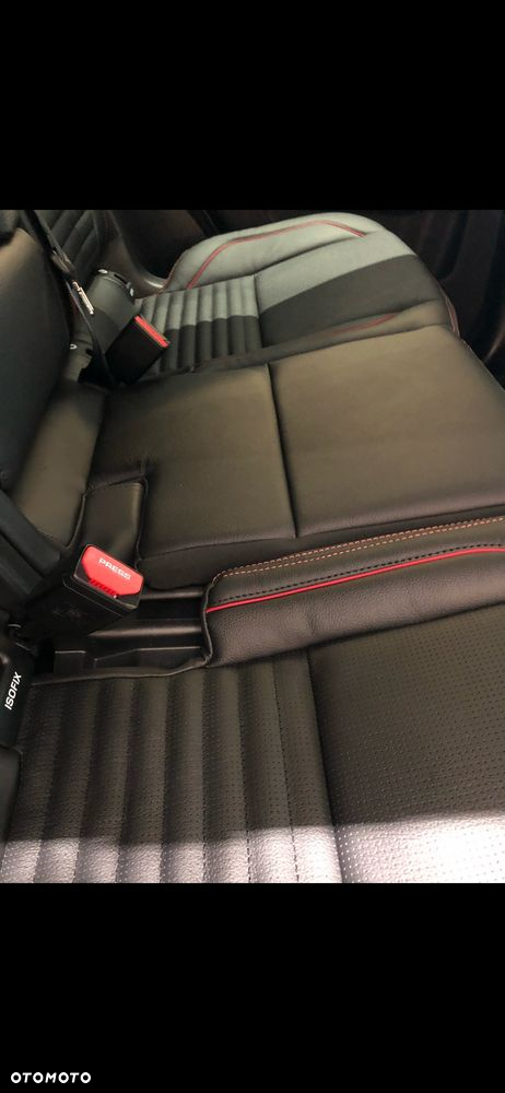 Land Rover Discovery Sport - 17