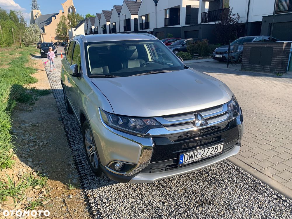 Mitsubishi Outlander - 30