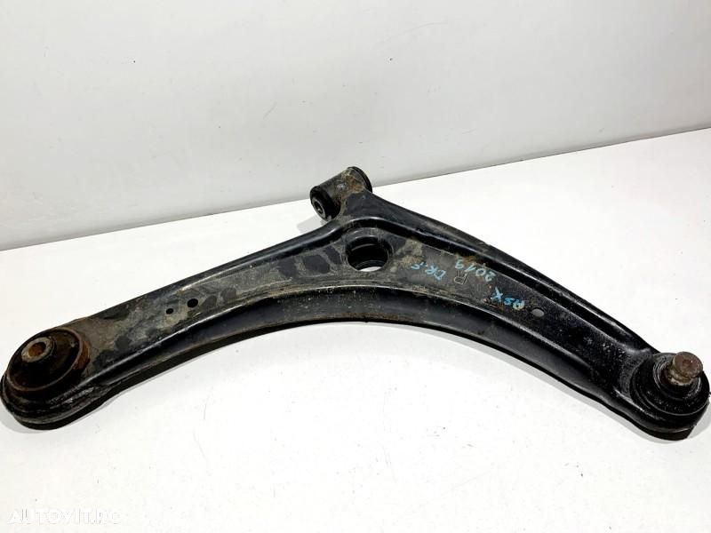 Brat suspensie / bascula dreapta fata Mitsubishi ASX facelift (2012-2016) 1.6 hdi 9H05, 9HD - 2