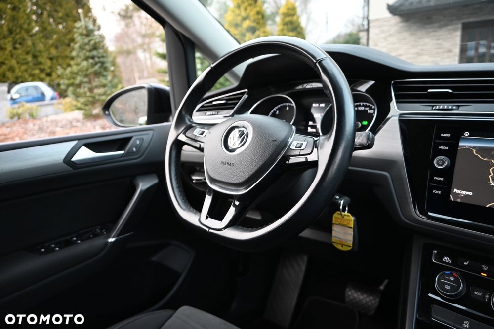 Volkswagen Touran 1.6 TDI SCR (BlueMotion Technology) DSG Comfortline - 23