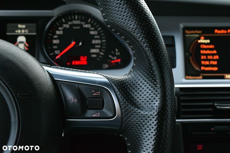 Audi A6 Avant 2.7 TDI DPF quattro tiptronic - 32