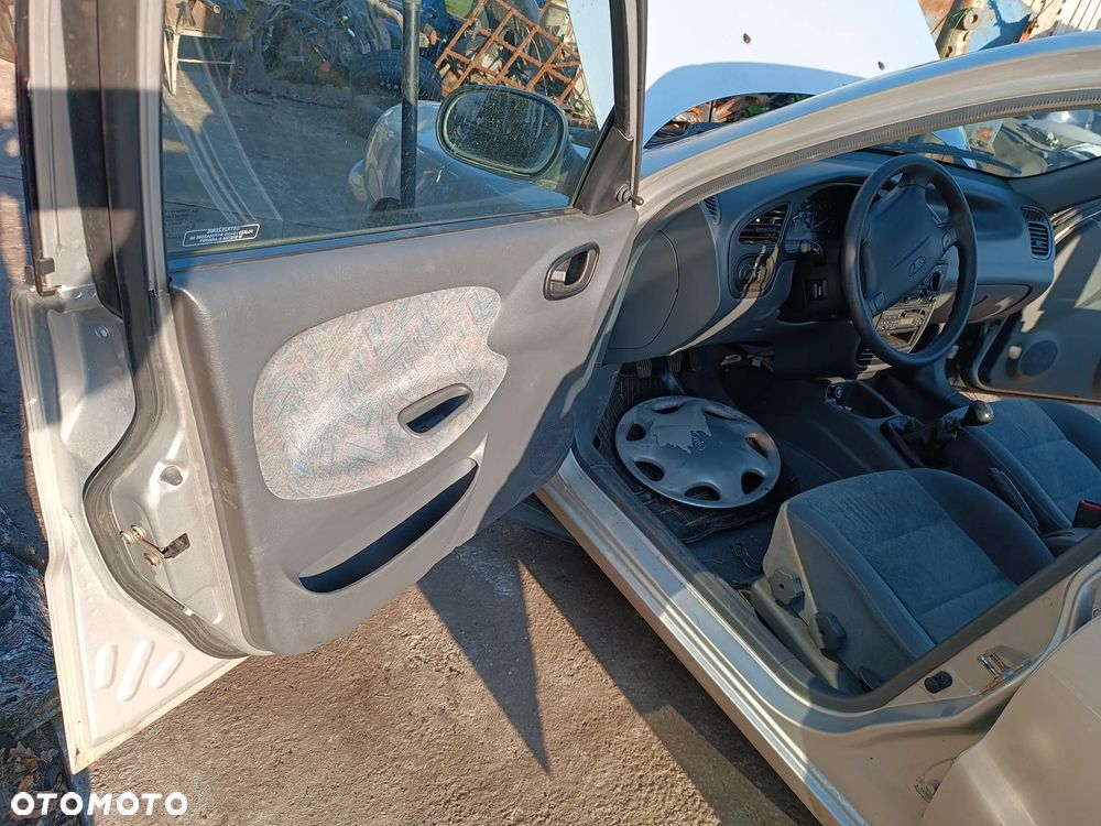 Daewoo Lanos Błotniki Drzwi Fotele Maski Szyby Silniki Zawieszenie Koła - 38
