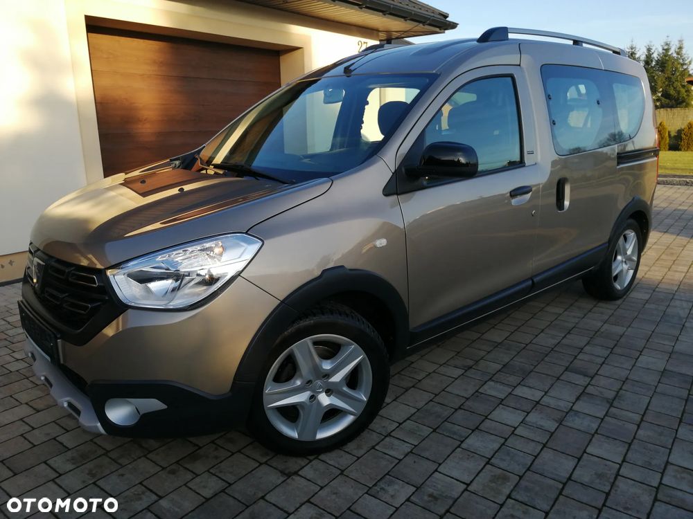 Dacia Dokker TCe 115 N1 Stepway Celebration - 1