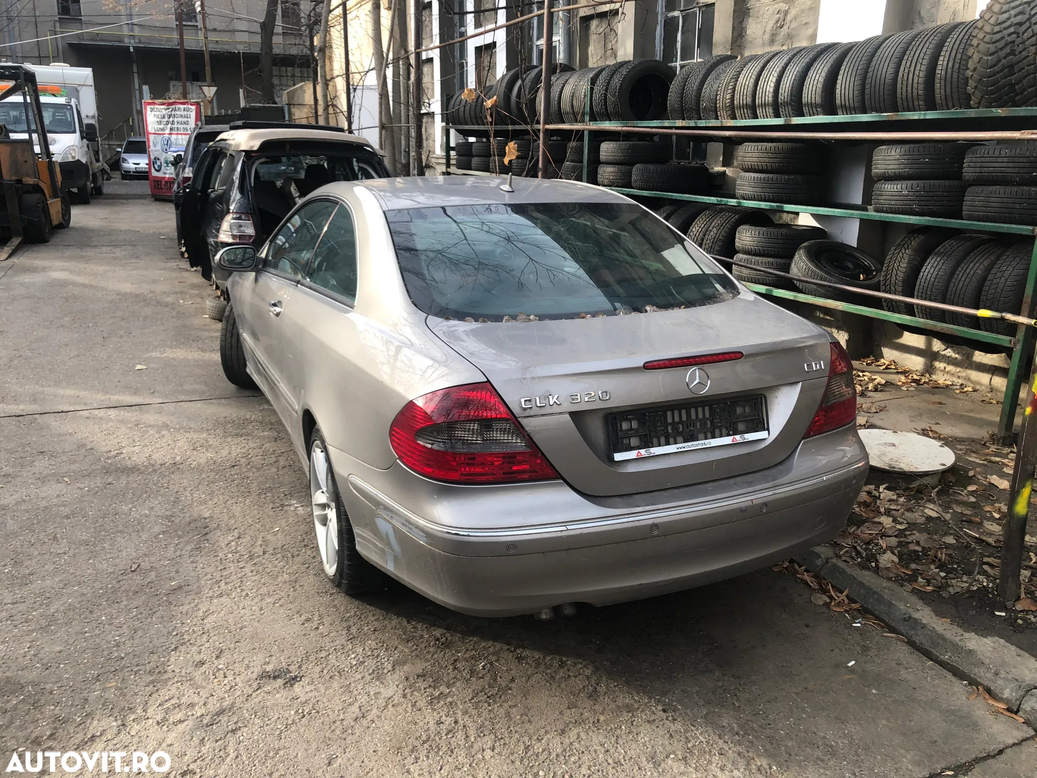 Dezmembrez Mercedes Benz CLK 320CDI facelift 2006 - 9