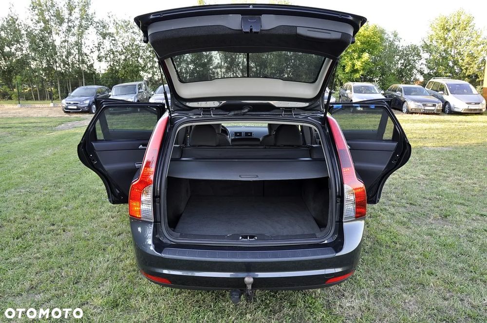 Volvo V50 1.8 Momentum - 8