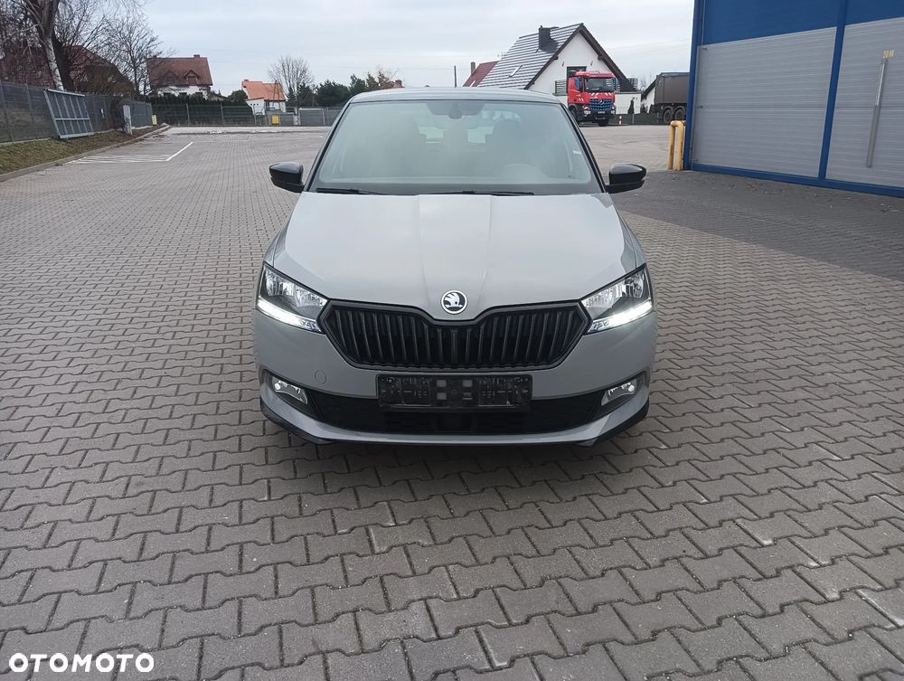 Skoda Fabia 1.0 TSI Monte Carlo - 10