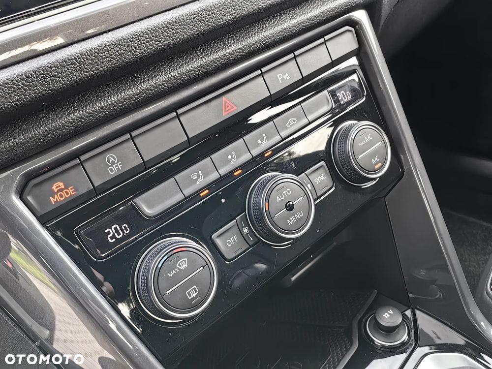 Volkswagen T-Roc 1.5 TSI OPF Style - 34