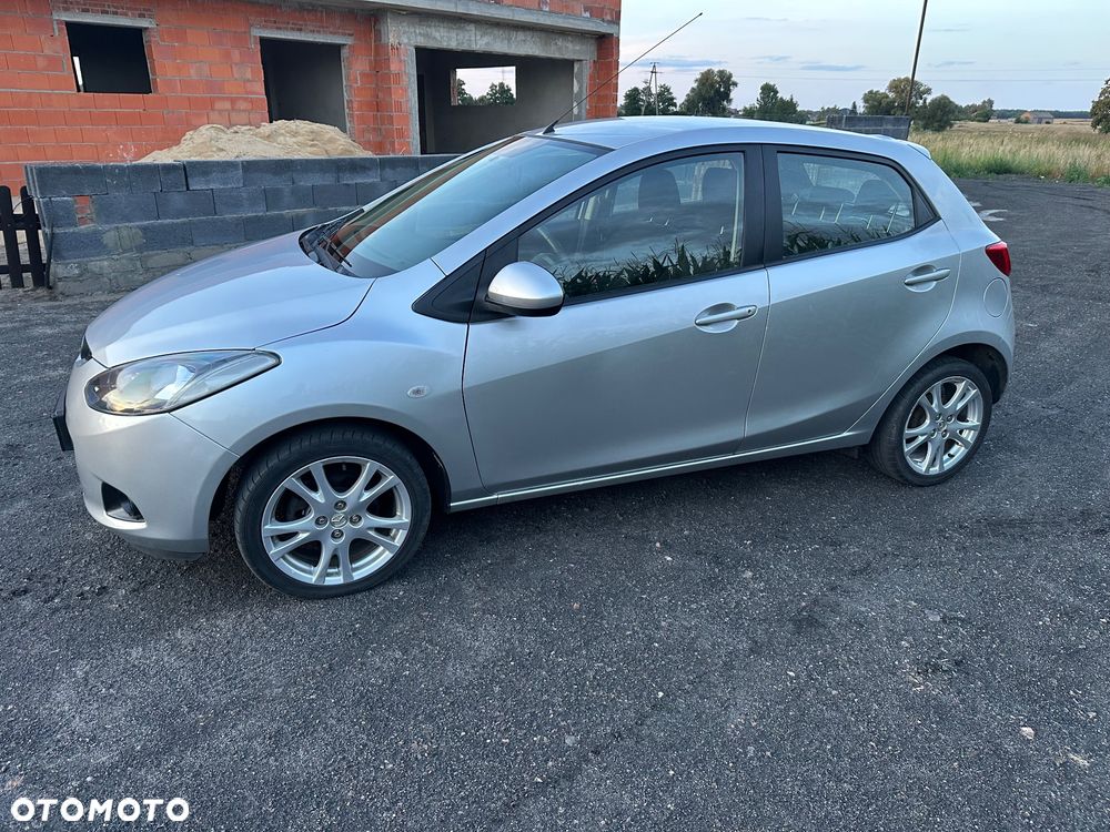 Mazda 2 - 2