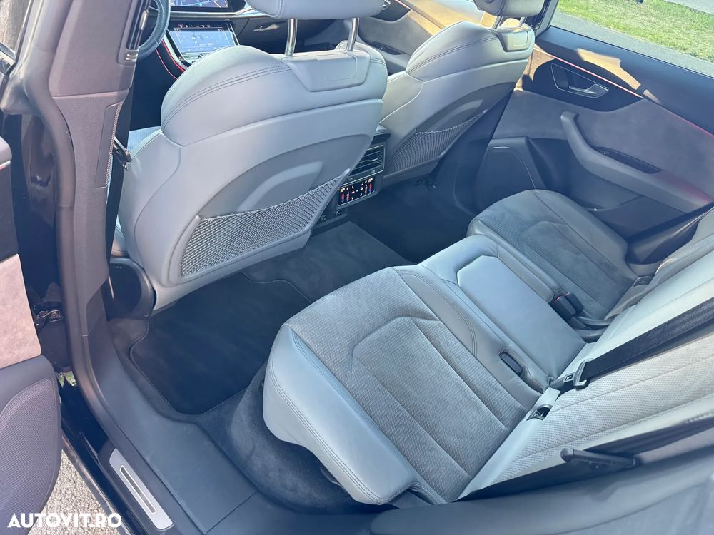 Audi Q8 55 TFSI quattro Tiptronic - 14
