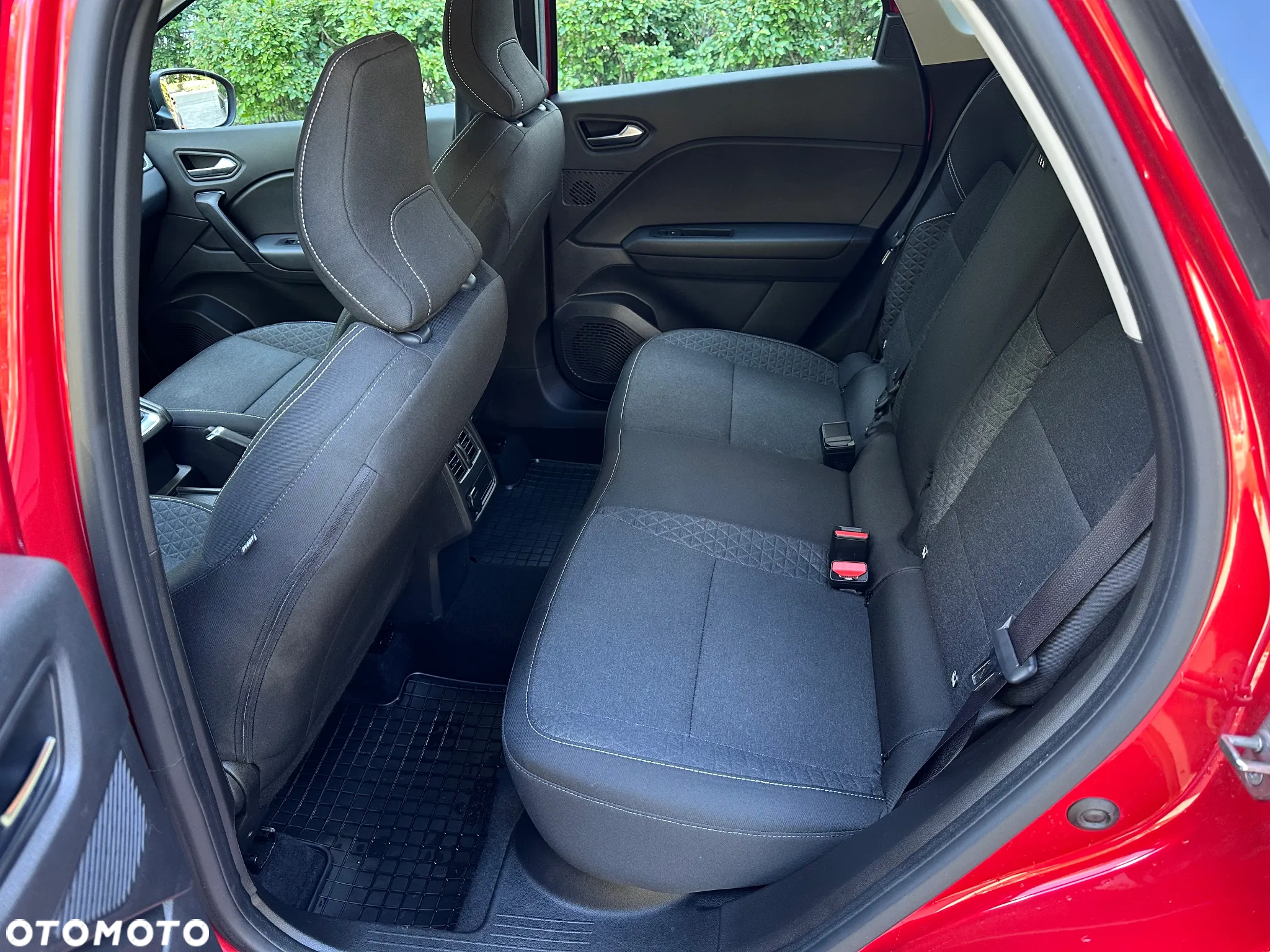 Renault Captur 1.0 TCe Equilibre - 17