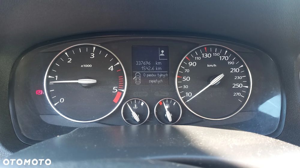 Renault Laguna 2.0 DCi Dynamique - 8