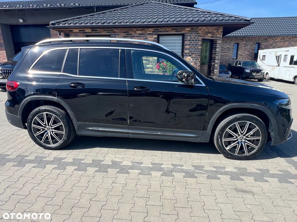Mercedes-Benz EQB - 4