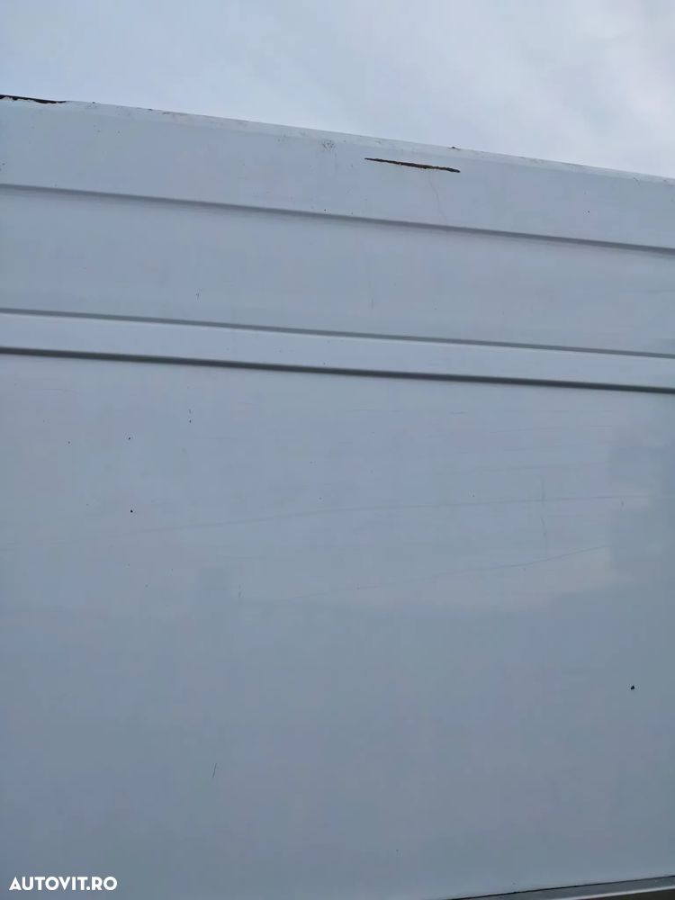 Mercedes-Benz Sprinter - 11