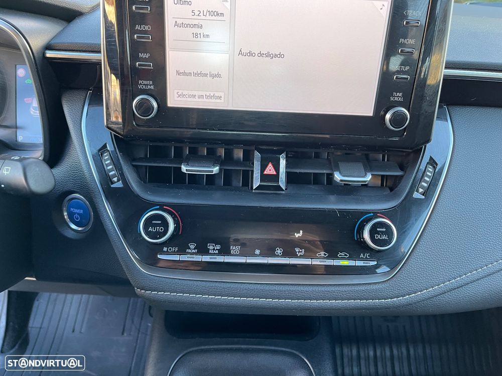 Toyota Corolla 1.8 Hybrid Comfort - 33