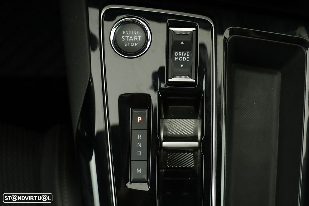 Peugeot 3008 1.2 PureTech GT EAT8 - 15