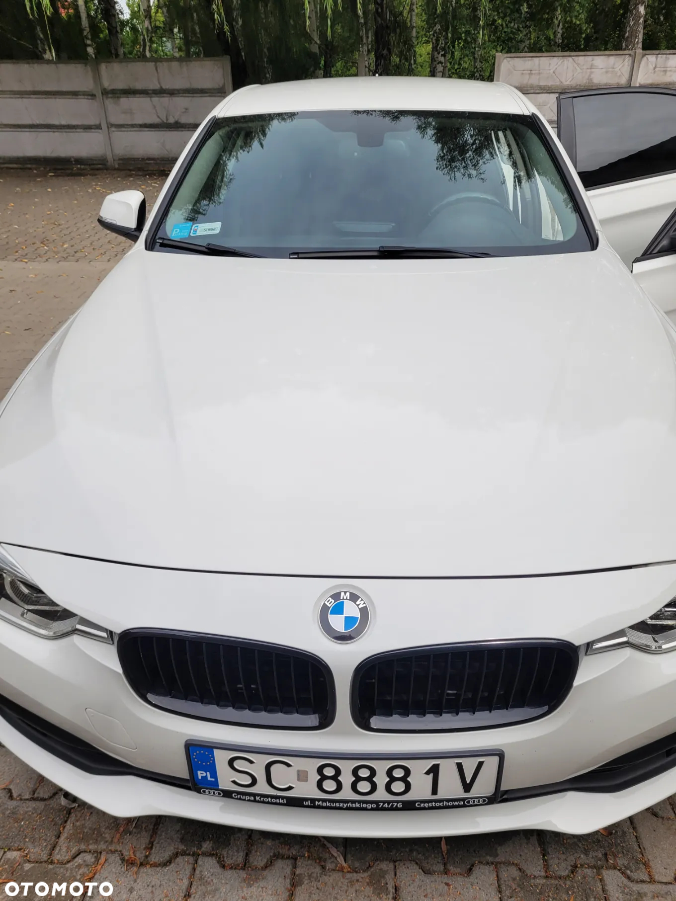 BMW Seria 3 318i - 4