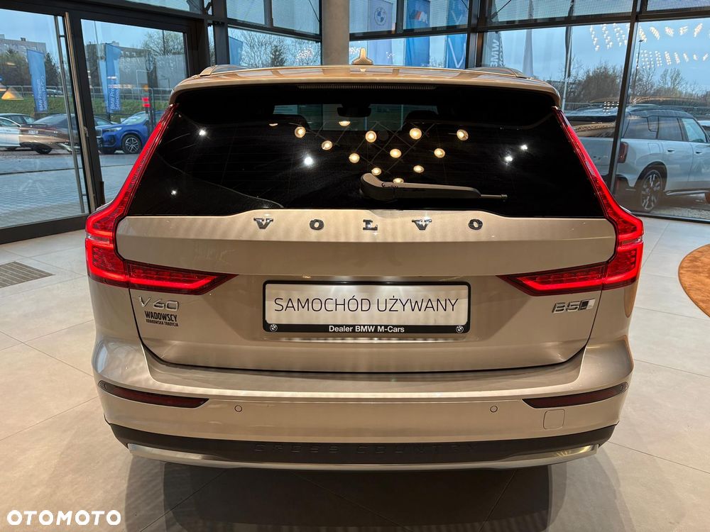 Volvo V60 B5 B AWD Plus Bright - 10