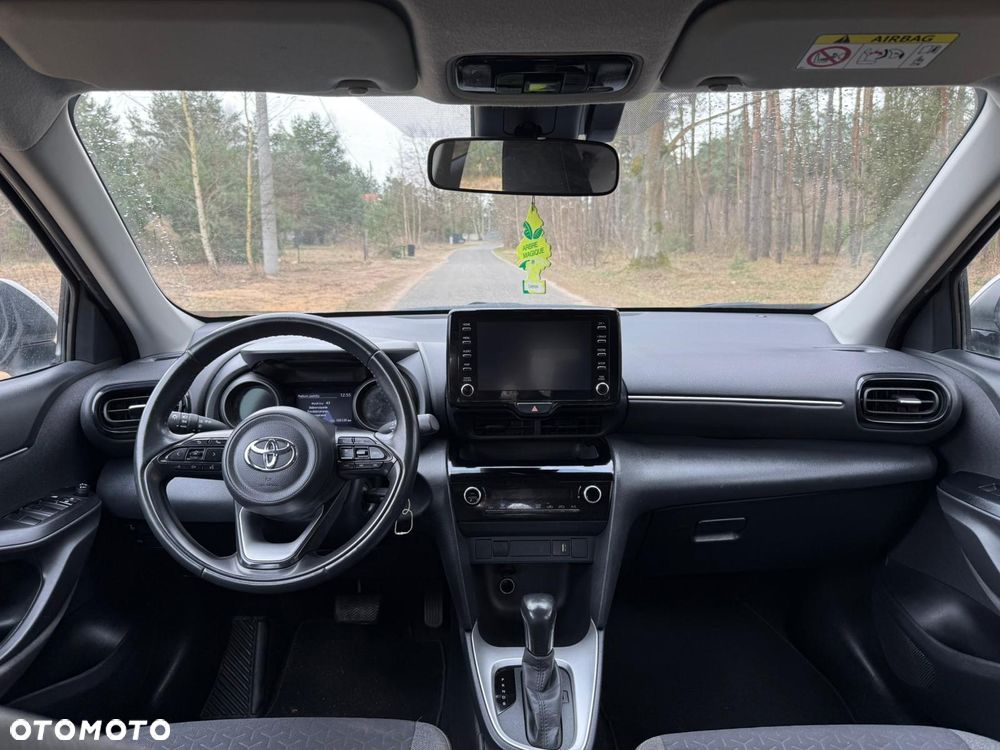 Toyota Yaris Cross Hybrid 1.5 Comfort - 16