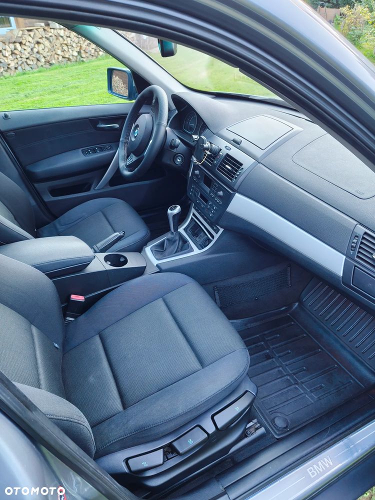 BMW X3 2.0d - 12