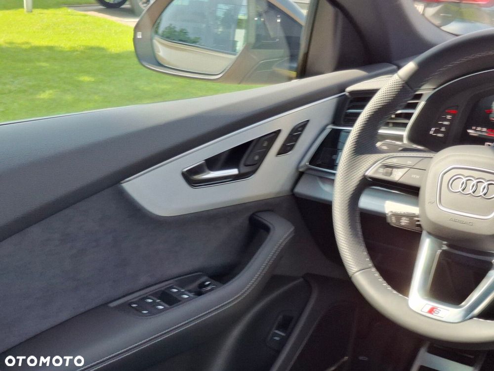 Audi SQ8 - 37