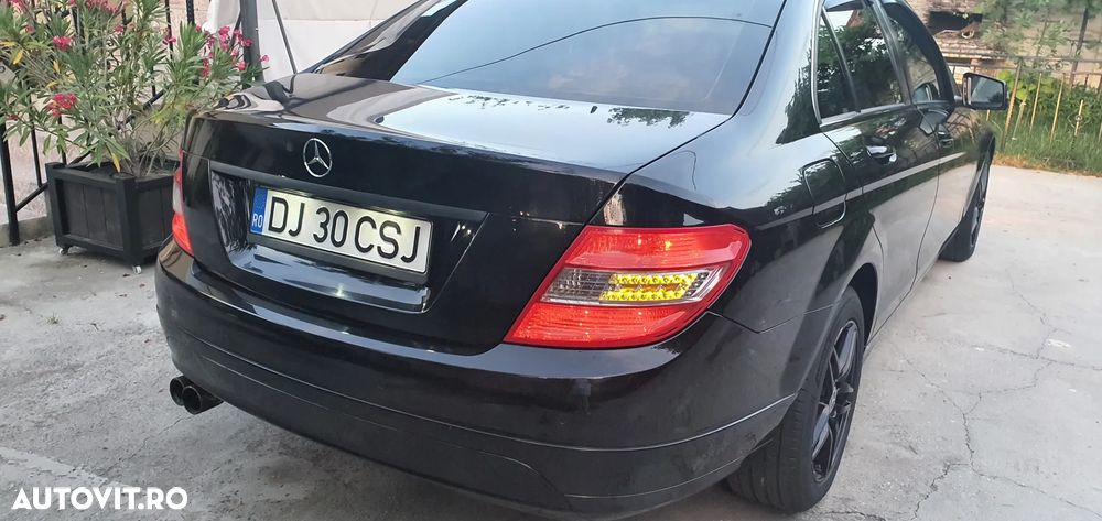 Mercedes-Benz C - 7