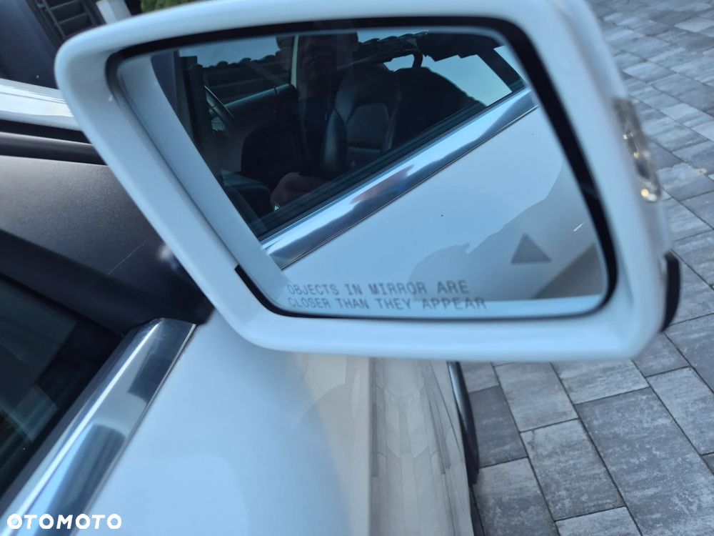 Mercedes-Benz GLA 250 4-Matic - 17