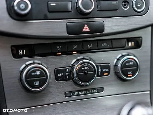 Volkswagen Passat 2.0 TDI Comfortline - 6