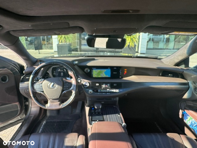 Lexus LS 500h Prestige AWD - 8