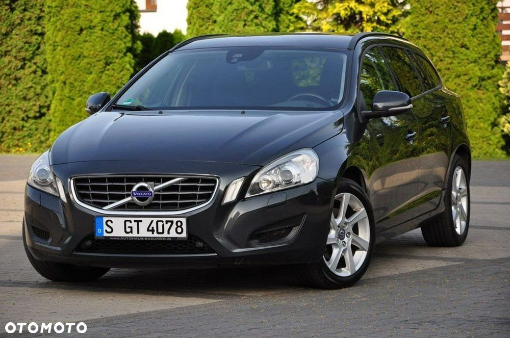 Volvo V60 D3 Momentum - 1