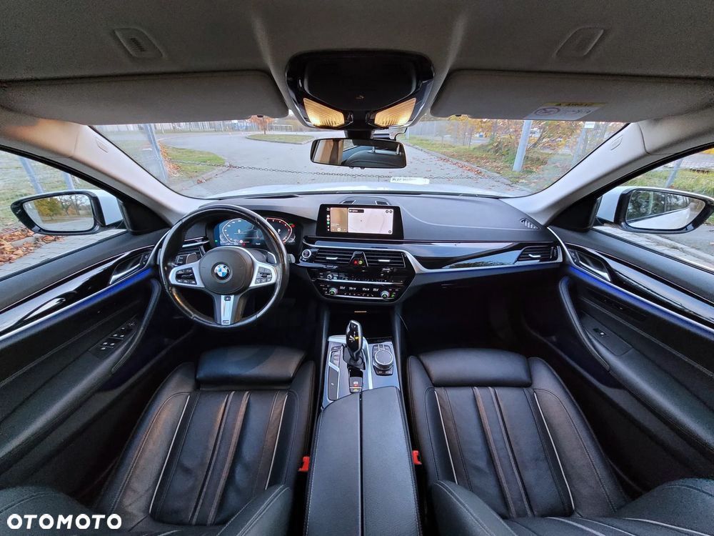 BMW Seria 5 520d Sport Line - 8
