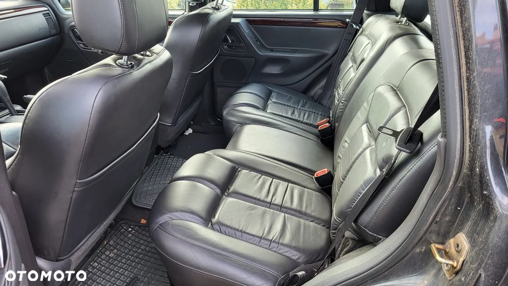 Jeep Grand Cherokee 4.7 Limited - 12