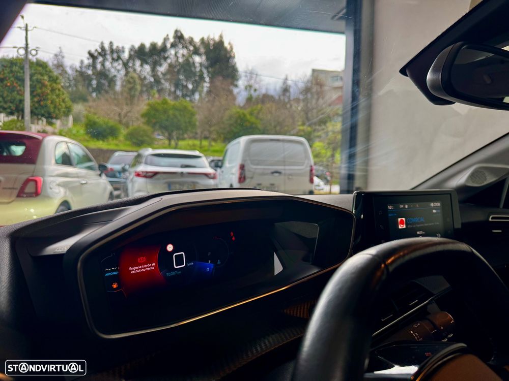 Peugeot 208 1.2 PureTech Allure - 20