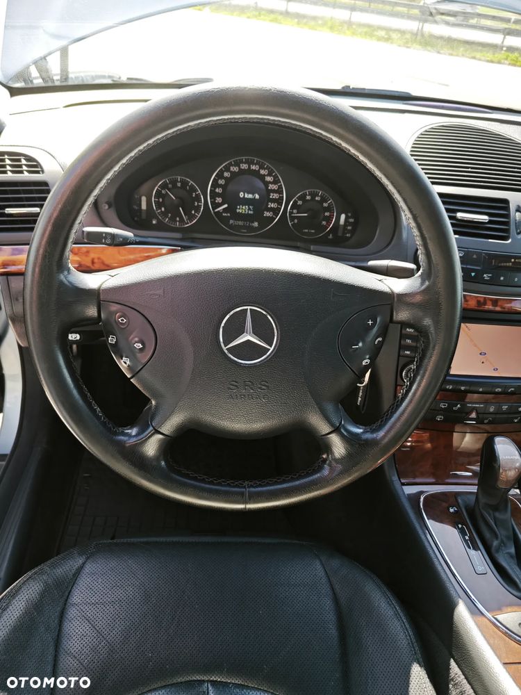 Mercedes-Benz Klasa E 320 T 4-Matic Elegance - 11
