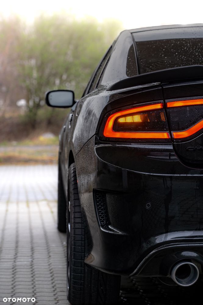 Dodge Charger 5.7 R/T - 13