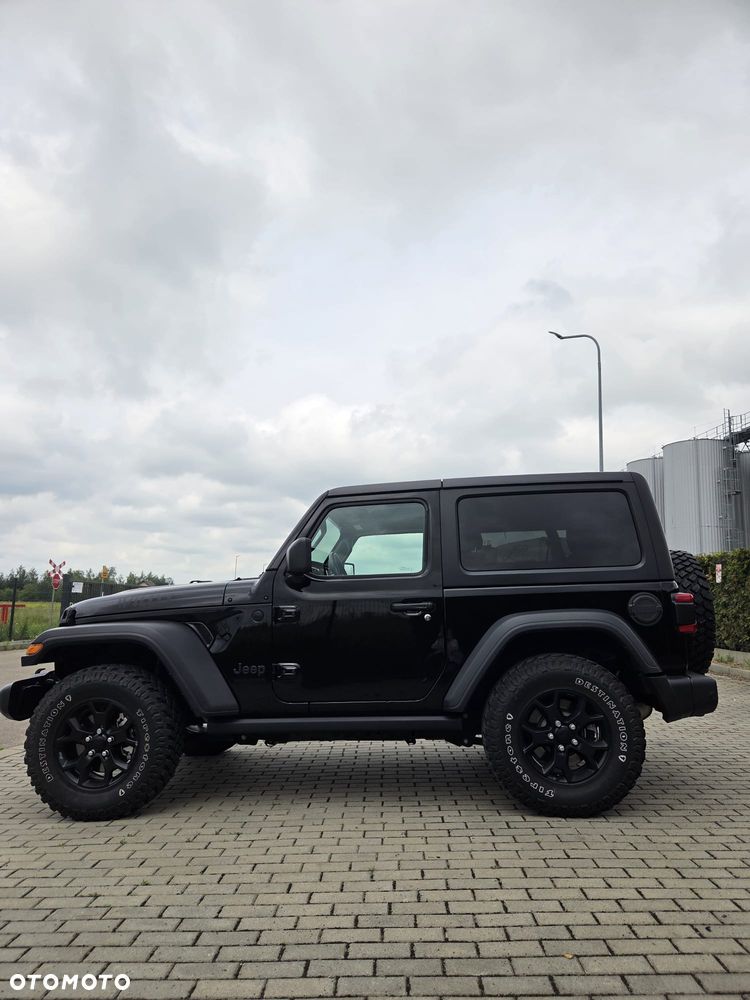 Jeep Wrangler - 2