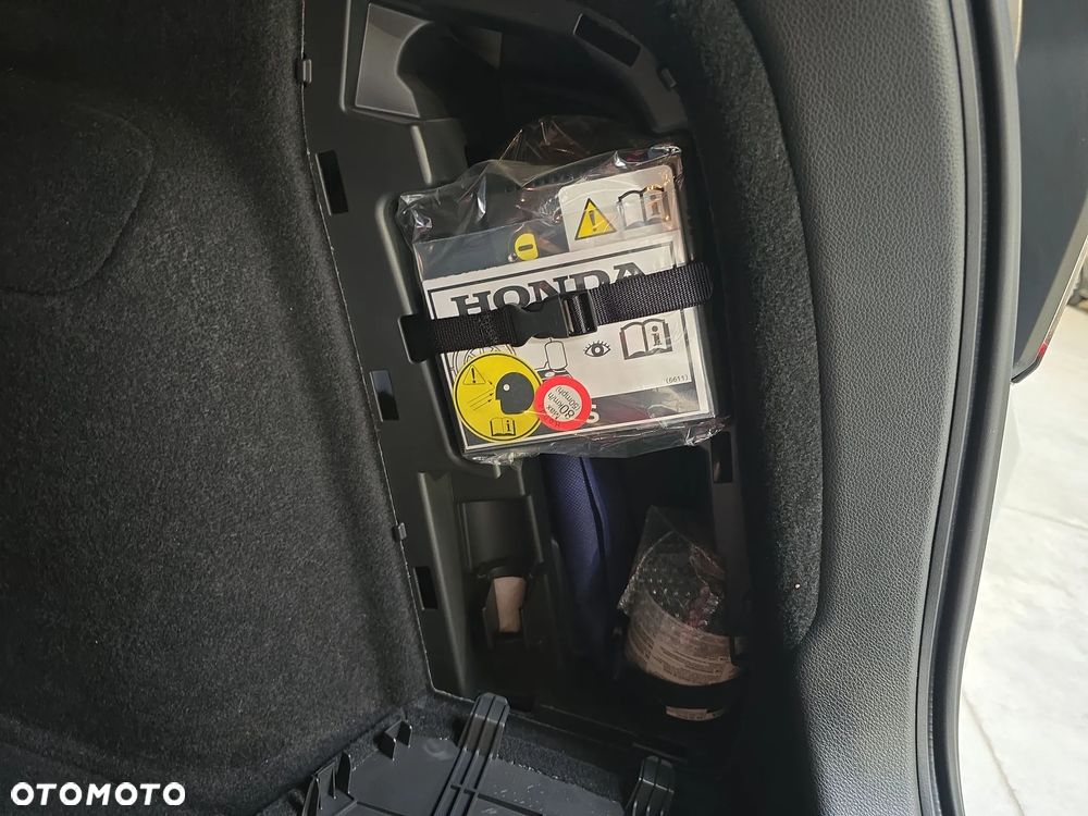 Honda HR-V 1.5 Executive (ADAS) CVT - 18