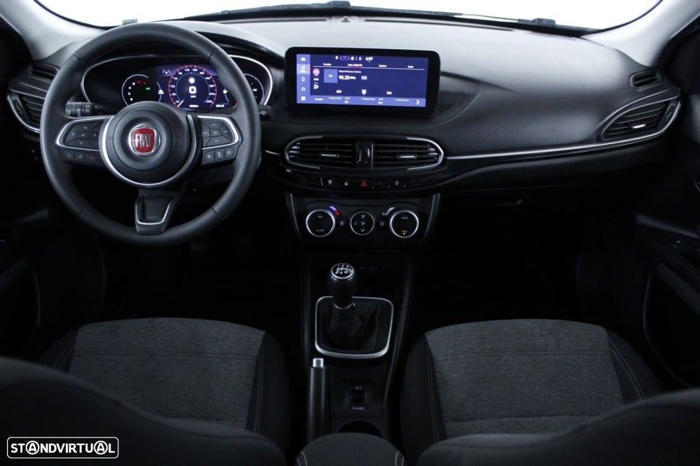 Fiat Tipo Station Wagon Cross 1.0 GSE T3 Cross - 19