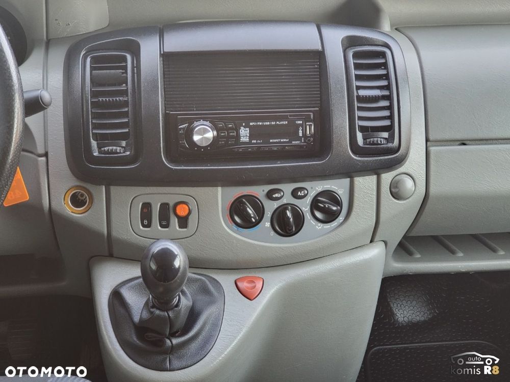 Opel Vivaro - 16