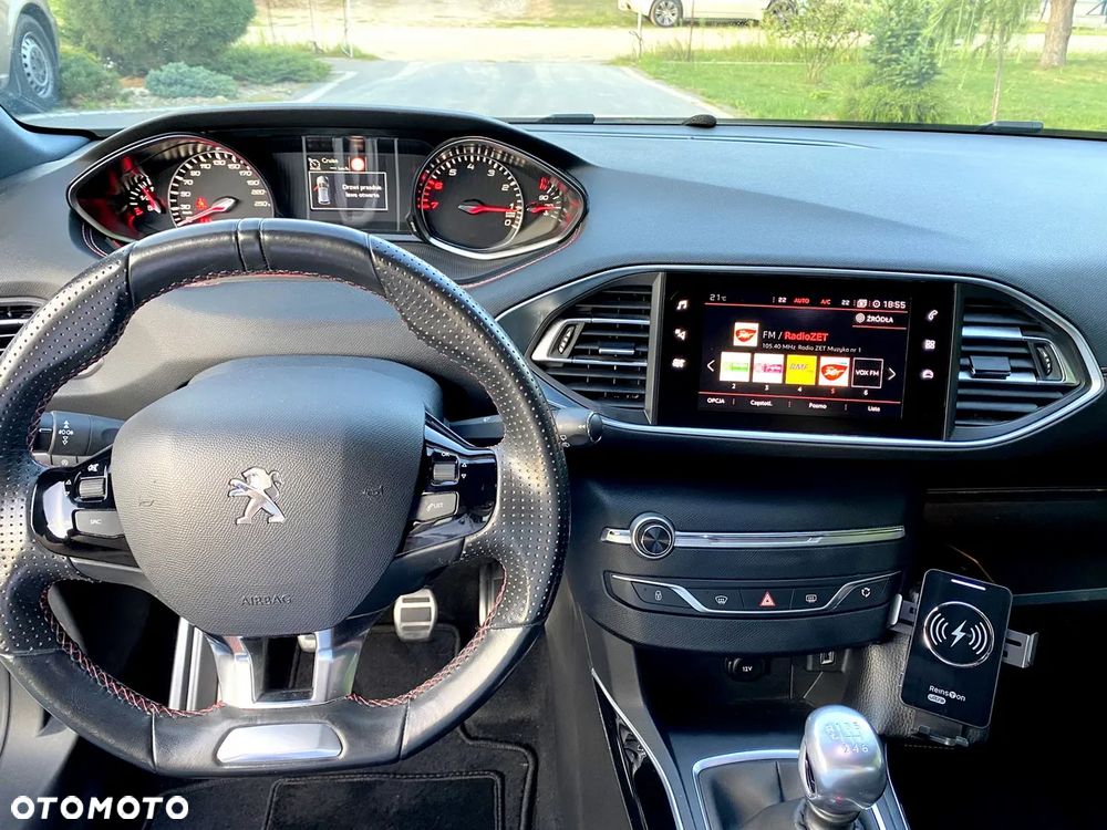 Peugeot 308 - 35