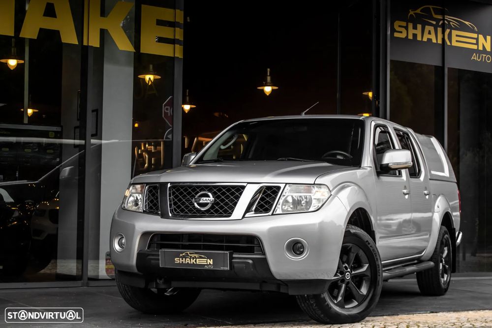 Nissan Navara 2.5 dCi CD SE AT 4WD - 1