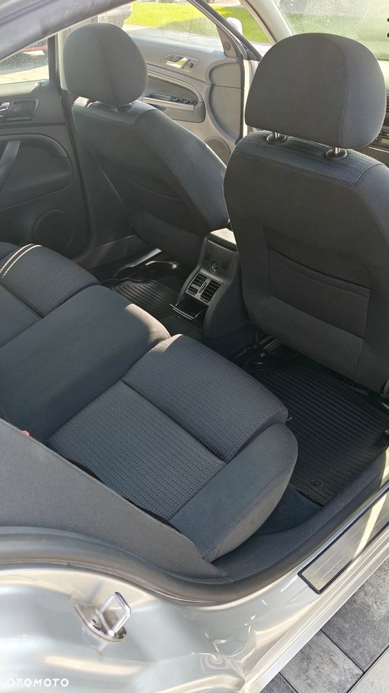 Skoda Superb 2.0 Comfort - 11
