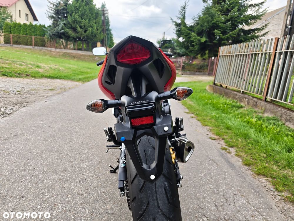 Honda CBR - 17