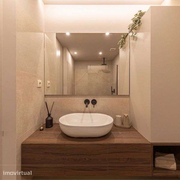 Arrendamento T0 de luxo em condominio FECHADO | BRAGA - Grande imagem: 4/7