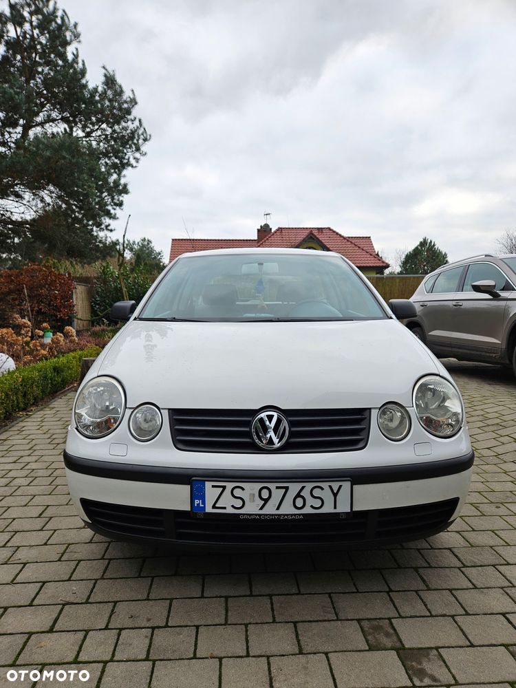 Volkswagen Polo 1.4 16V Comfortline - 4