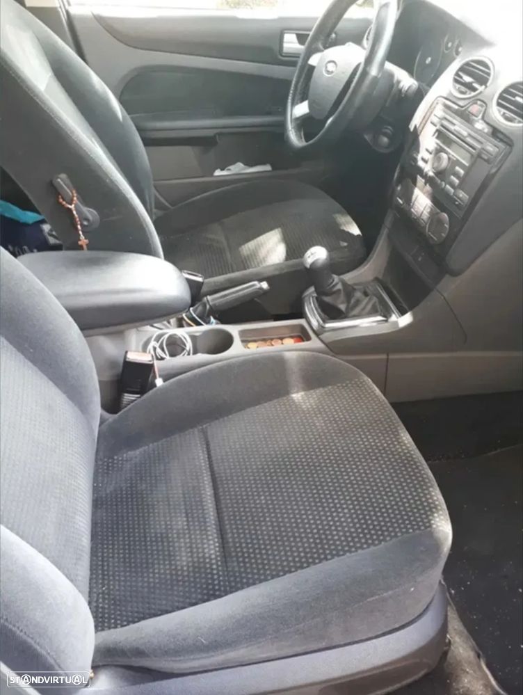 Ford Focus SW 1.6 TDCi Ghia - 6