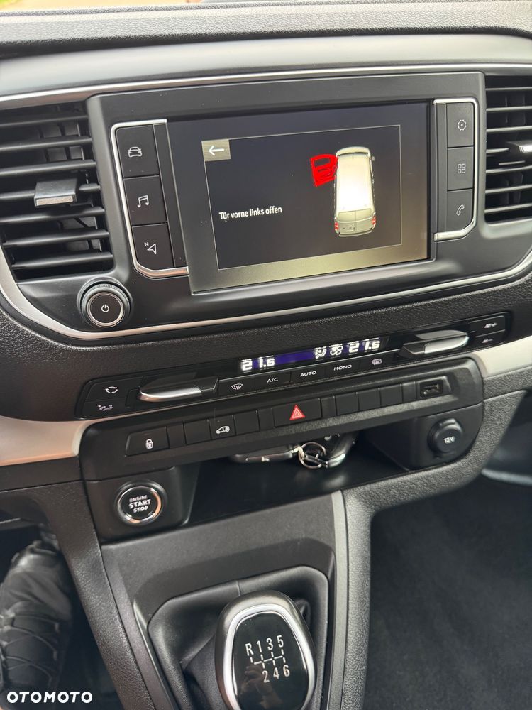 Opel Vivaro - 38