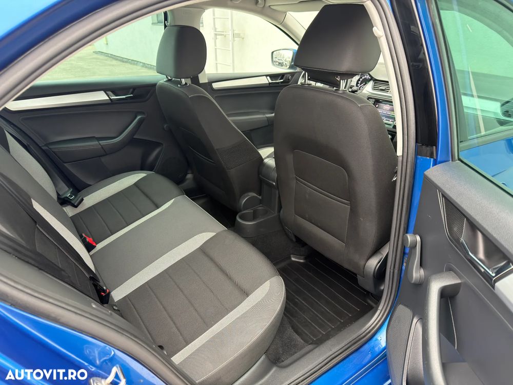 Skoda RAPID 1.0 TSI DSG Style - 22