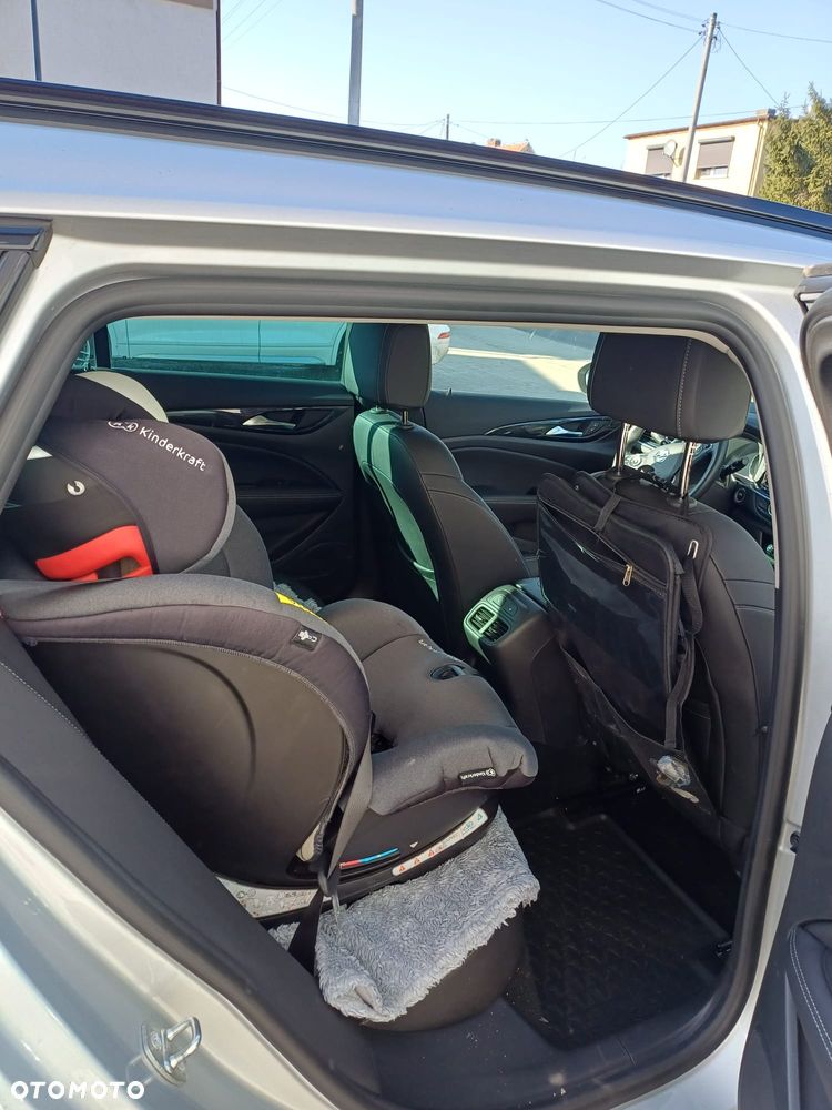 Opel Insignia - 4